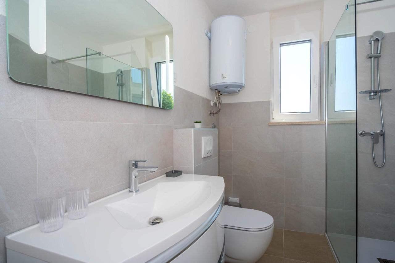 The Blueview Appartements Novigrad Novigrad Istria Extérieur photo